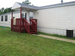 211 Woodland Trails Dr, Collinsville, IL