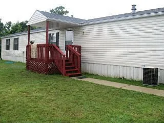 211 Woodland Trails Dr photo 1