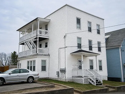 537 Howe St #1F Photo 1