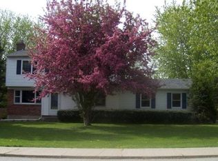 7 Smith St, Rouses Pt, NY 12979