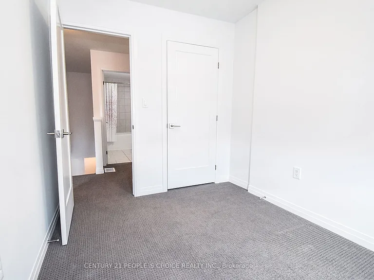 15 Hoffman Ln — Photo 46