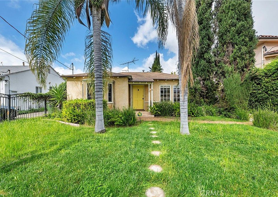 1st image of 5249 Mecca Ave