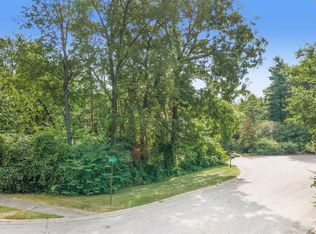3760 Fox Hunt Dr, Ann Arbor, MI