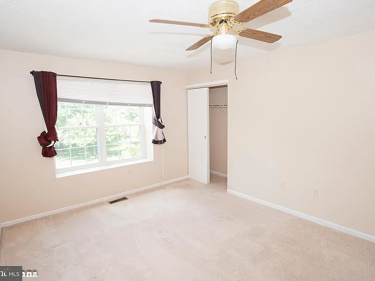 6128 Hoskins Hollow Cir #B — Photo 27