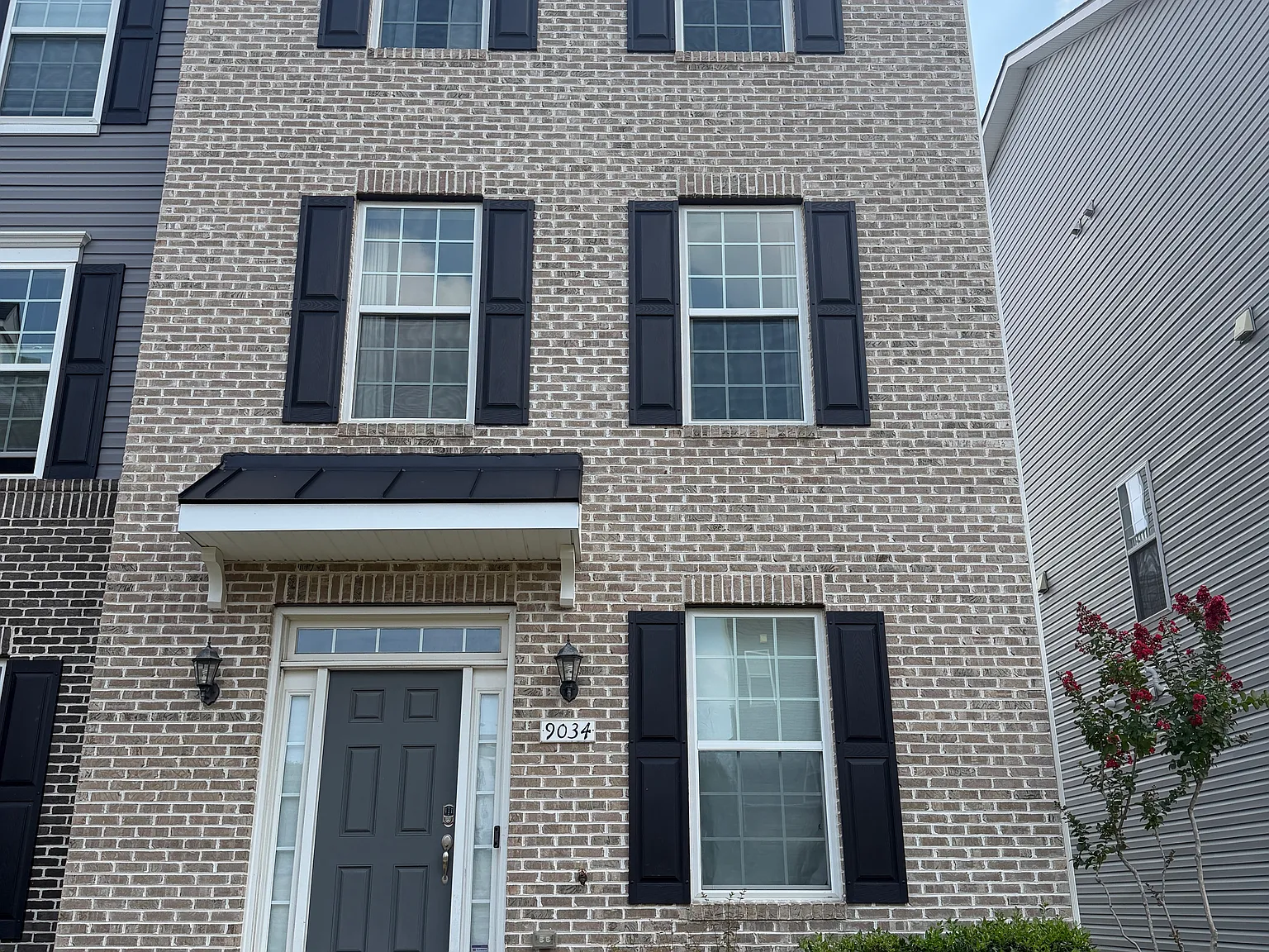 4 bed, 3.5 bath, 2436 sqft, $3,500 — Photo 1