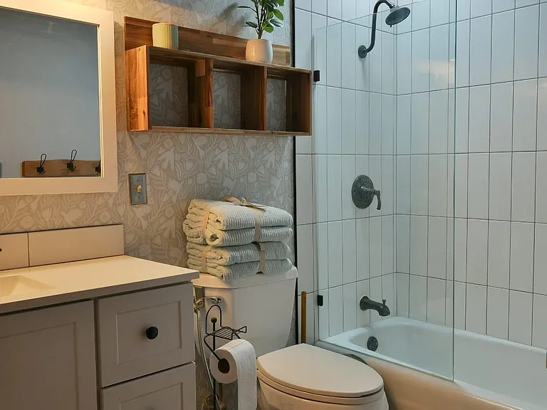 2842 E Blacklidge Dr — Photo 17