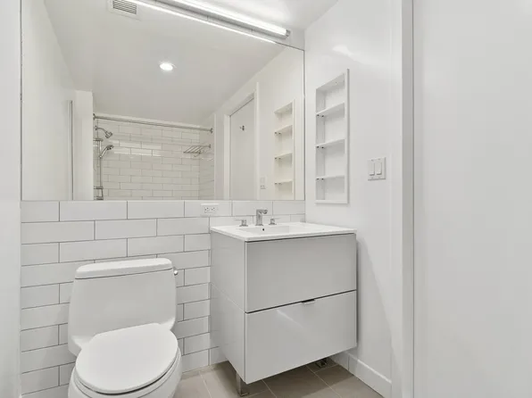 400 West 113th Street image 16 of 33