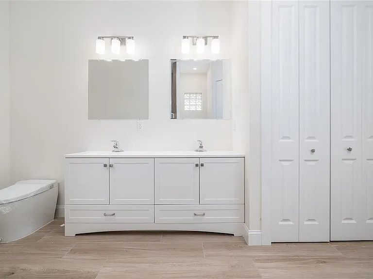 9 Watkins Pl — Photo 16