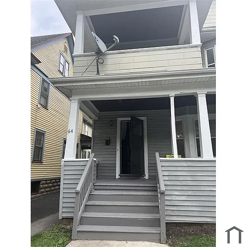 62-64 Quincy St Photo 1