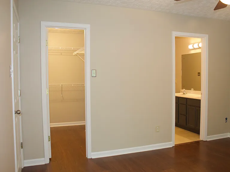 336 Creekview Ln — Photo 22