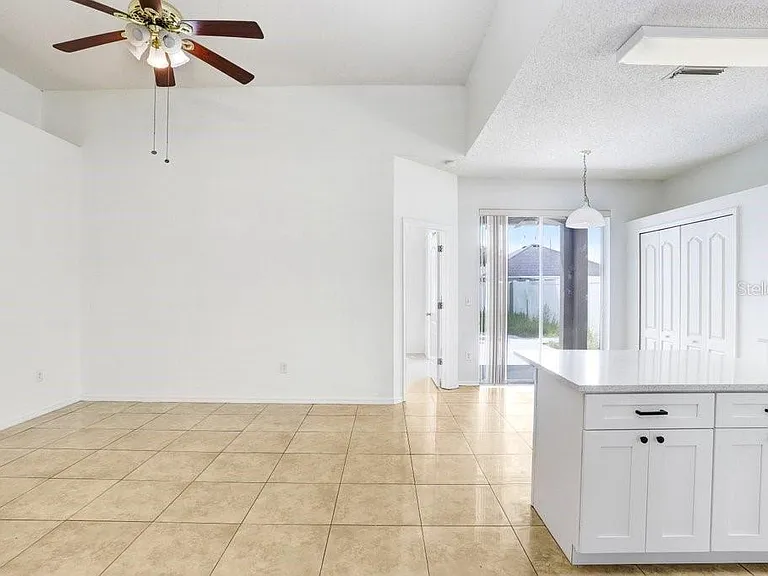 930 Grand Canyon Dr — Photo 9
