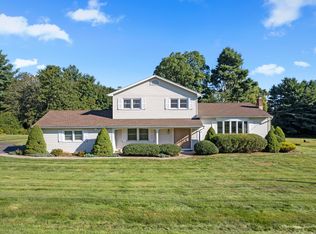 54 Juniper Dr, North Haven, CT 06473
