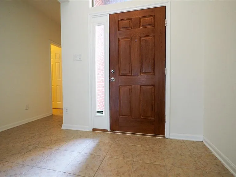 4426 S Vineyard Meadow Ln — Photo 3