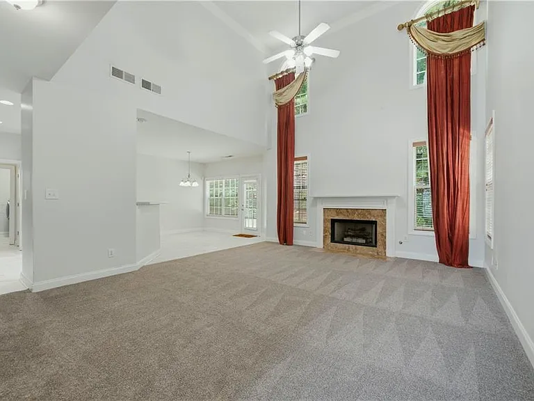3032 Mockingbird Ln — Photo 5