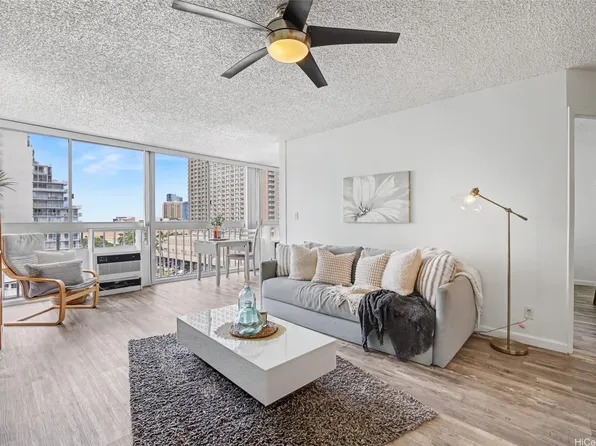 475 Atkinson Dr APT 1006, Honolulu, HI 96814