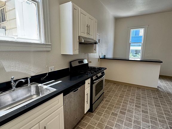 4th image of 2448 Mission St #C