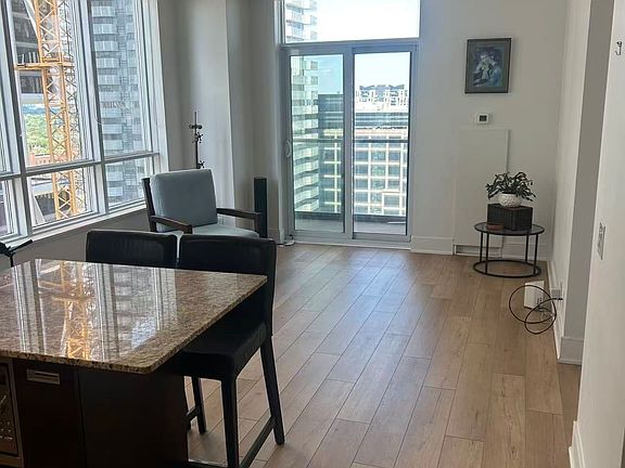 4th image of 21 Balmuto St #2401
