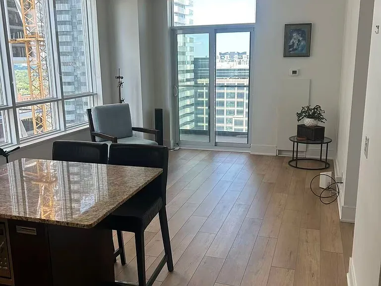 21 Balmuto St #2401 — Photo 4