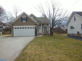 320 Rosemary Ave, Ambler, PA 19002