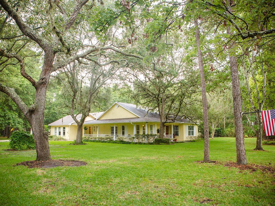 1st image of 1961 River Oaks Dr