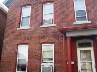 1631 Jackson St, Dubuque, IA 52001