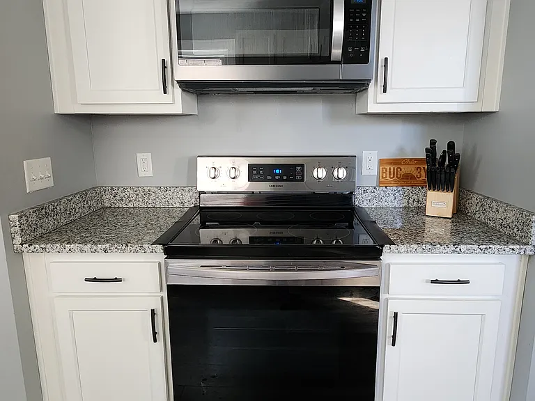 4411 Redmont Ave — Photo 7