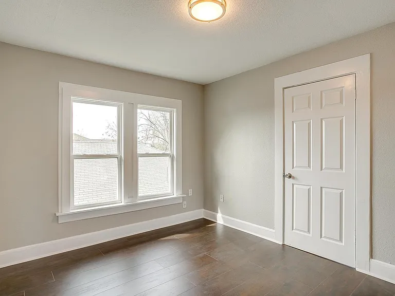 2932 Travis Ave — Photo 20