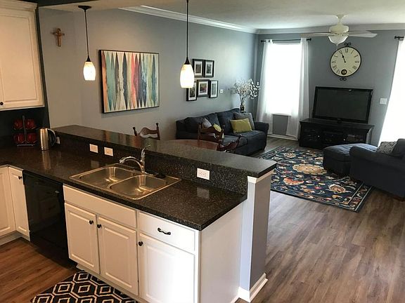 5th image of 4668 Community Way