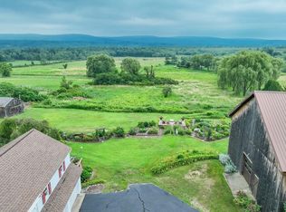 1450 S East St, Amherst, MA 01002