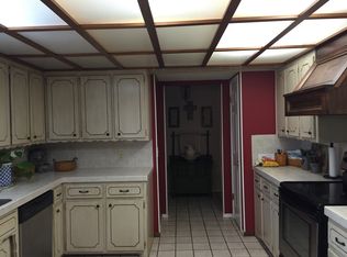 1004 Skyline Dr, Stigler, OK 74462