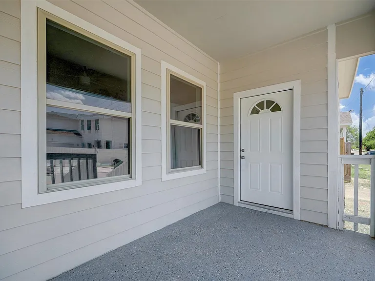 1601 Bigelow St — Photo 3