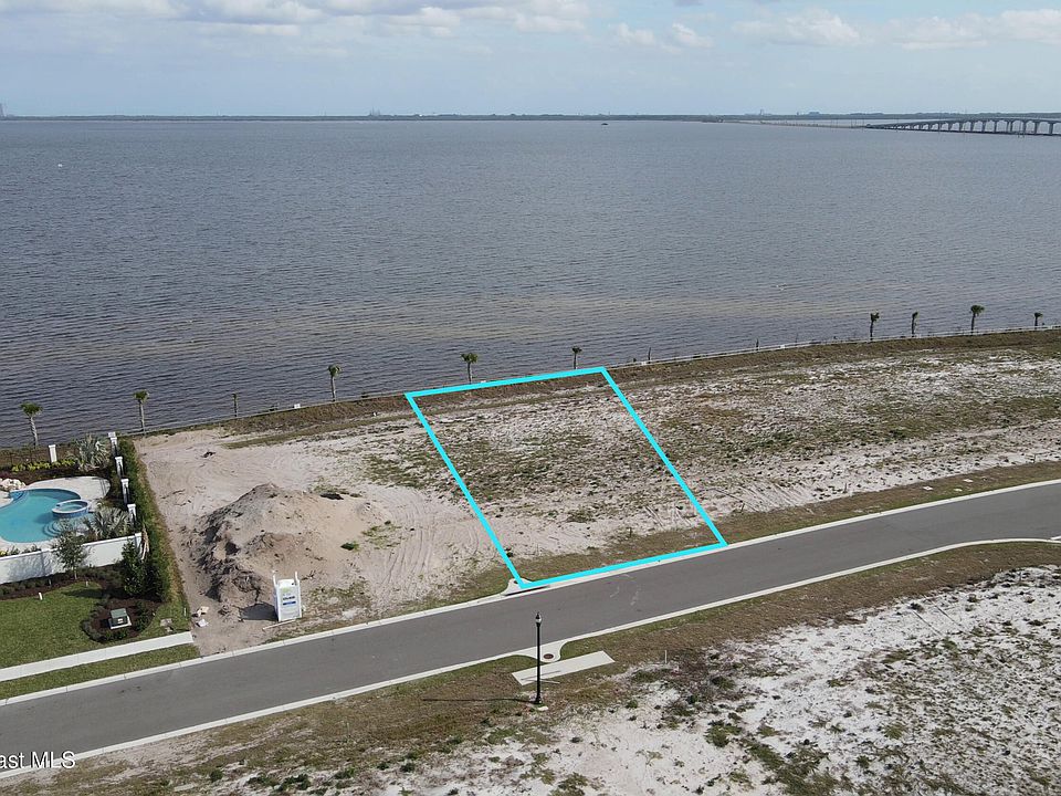 1st image of 6221 Constellation Dr