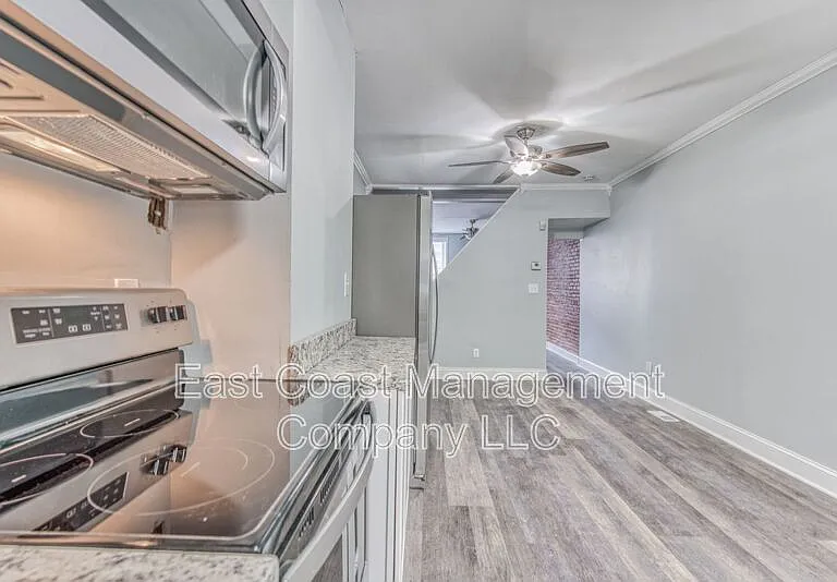 1253 Sargeant St — Photo 18