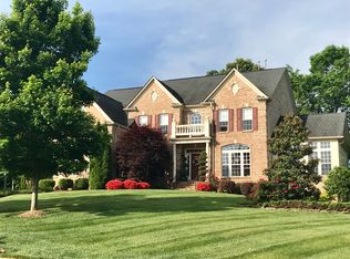 8305 Slippery Creek Ln, Mint Hill, NC 28227