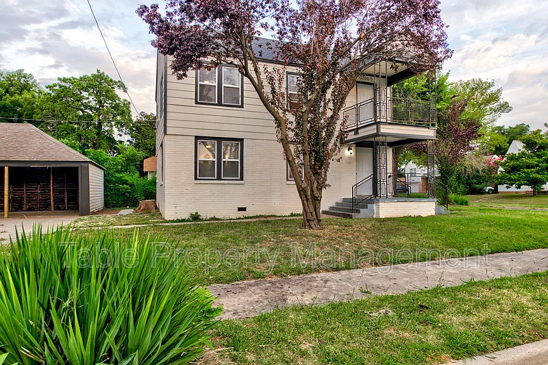 1 bed, 1.0 bath, 720 sqft, $725 — Photo 3
