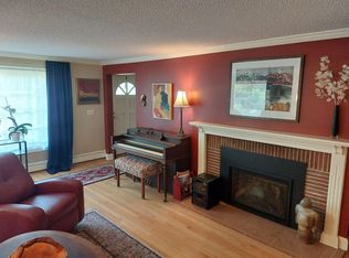 1425 SW Taylors Ferry Rd, Portland, OR 97219