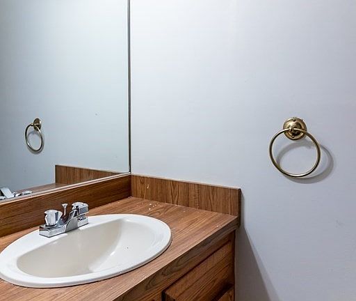 4th image of 61 Candlewood Dr #61