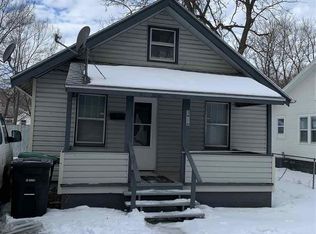 3916 N 42nd St, Omaha, NE 68111