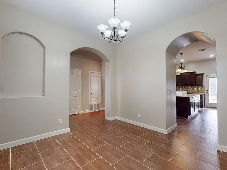 7169 N Skies Ln — Photo 5