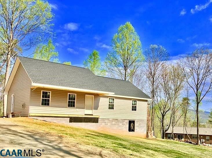 1st image of 70 Petes Pl