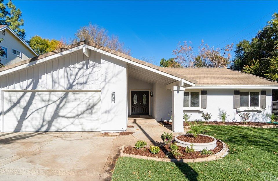 1st image of 23503 Highland Glen Dr
