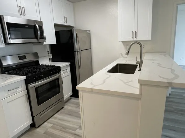 Westwood Village Galleria