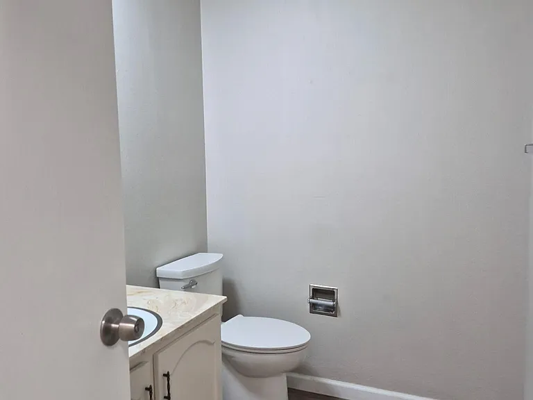 7495 Prairie Rd NE — Photo 16