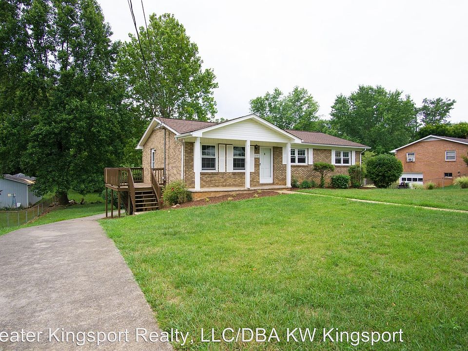 1st image of 2707 Windwood Dr