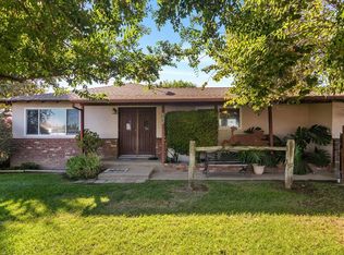 842 S Stearns Rd, Oakdale, CA 95361