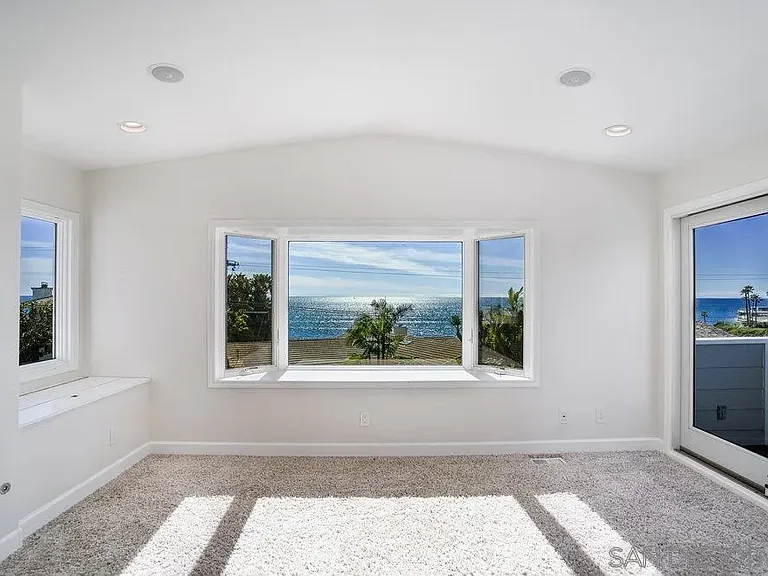 5247 Chelsea St — Photo 19