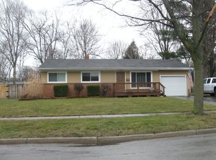 2111 Laurel Ln, Midland, MI 48642