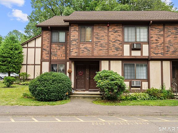 3rd image of 536 Swanson Crescent #536