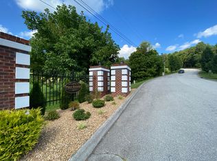 209 Polo Dr, Blountville, TN 37617