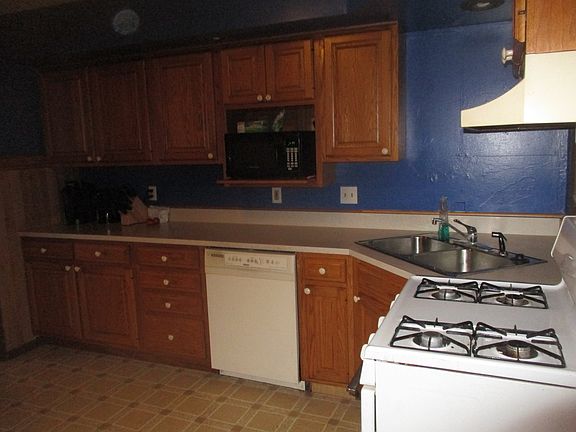 4th image of 913 S Meadowview Dr